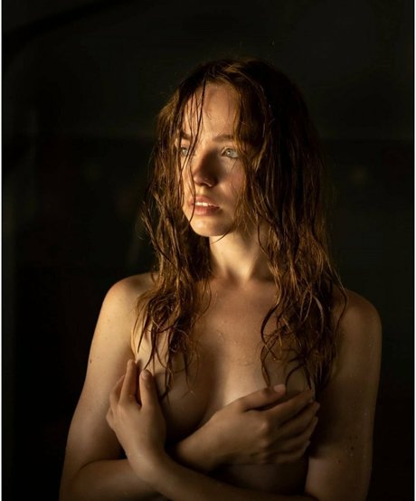 Rinna Ly perfekte pornographische bild