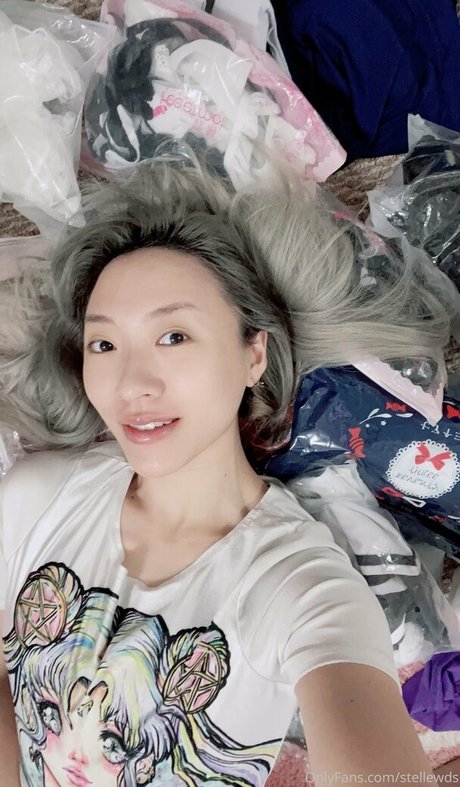 Stellewds hübsche heiße foto