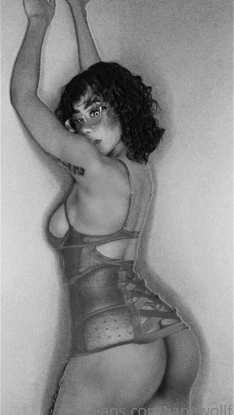 womanflo perfekte kunst bild