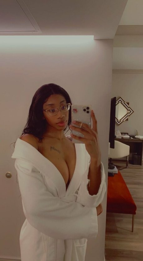 journalisten-onlyfans nackt erwachsene bilder