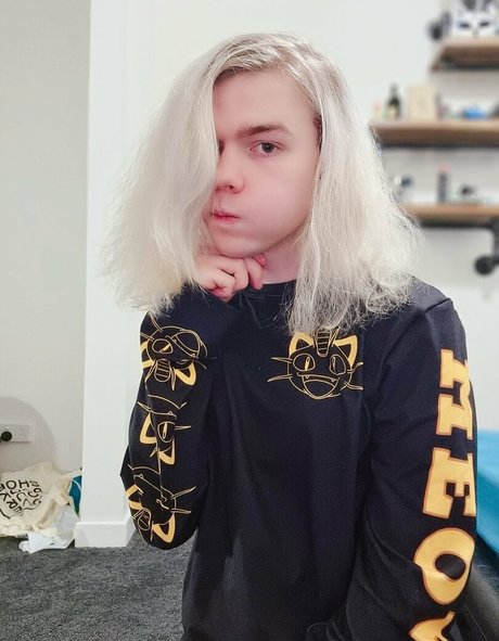 TipsyMinx xxx nackte bilder