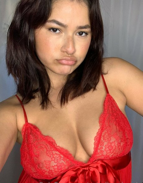 spiralingxlonely nackte pornostar foto