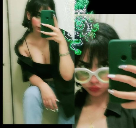 Tani Castaneda sexy akt foto