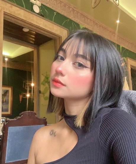 Tani Castaneda porno xxx bild