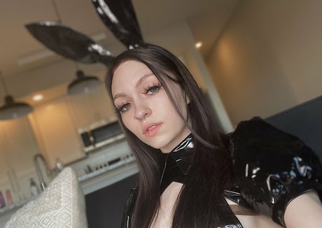 lilbabyjofree heiße kunst galerien