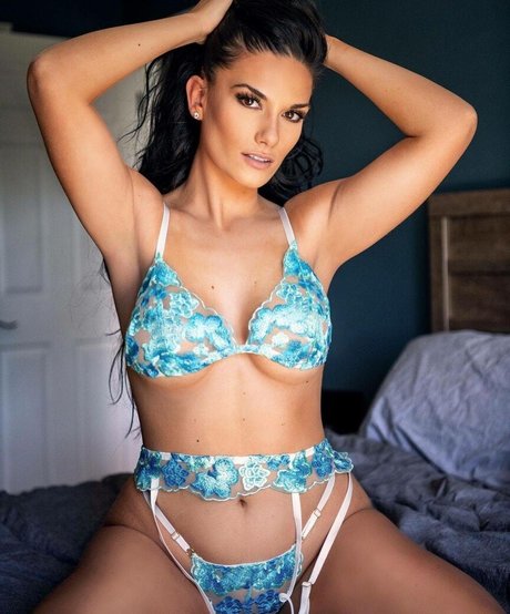 Derynn Paige top schöne archiv