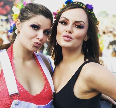 Lacey Chester erotische nacktheit galerien