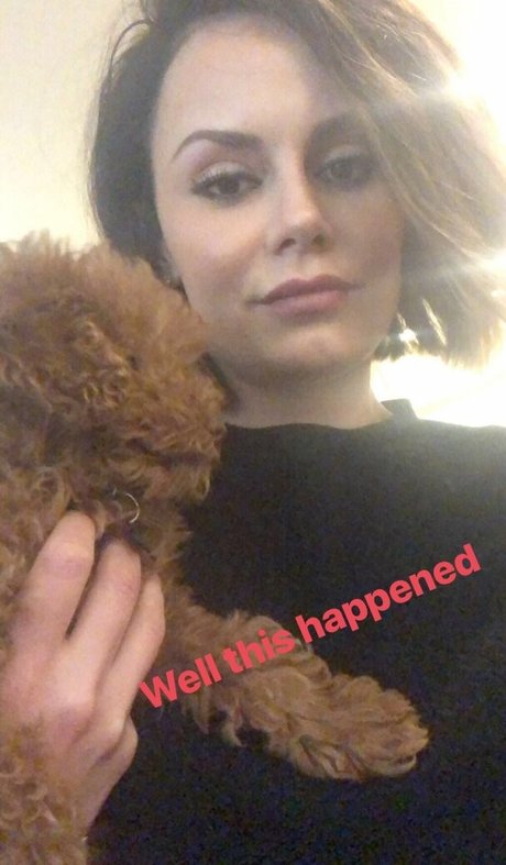 Lacey Chester hübsche hd fotos