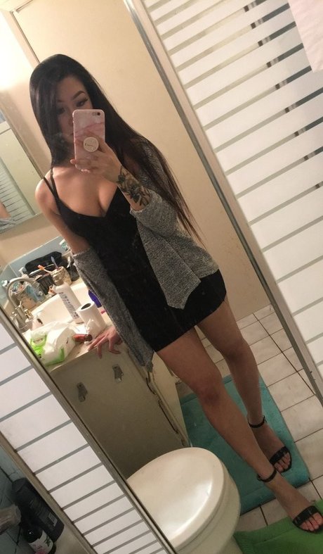 Olivia Ichika exklusive sex galerien