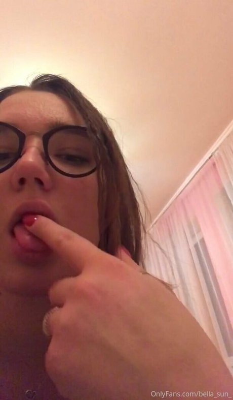 bella sun_ sexy nackte fotos