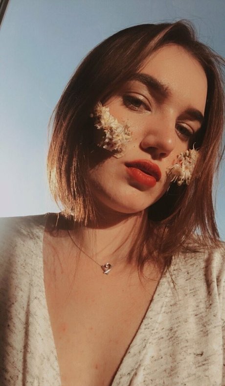 bella sun_ pornostar erotische bild