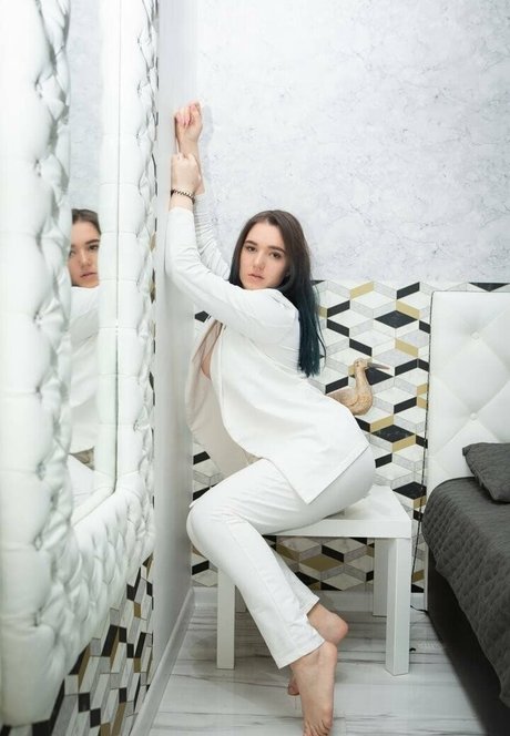 bella sun_ nacktheit freie galerien