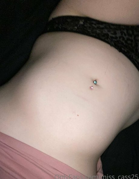 miss cass25 pornostar schöne archiv