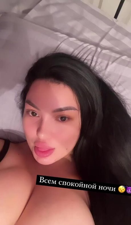 Asa Lochka hübsche erotische galerie