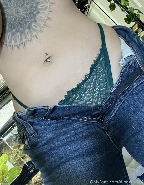 dinogurl666 sexy nackt bilder