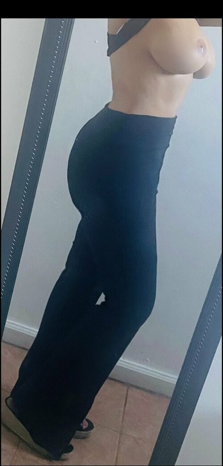 Leena Styles hübsche heiße bilder