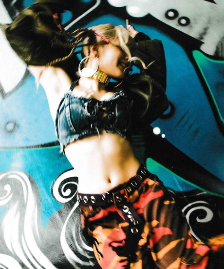 Mizuhashi Mai pornostar nackt fotos