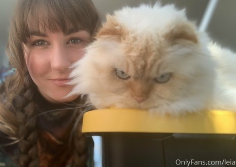 NSFWLeia pornostar top galerie