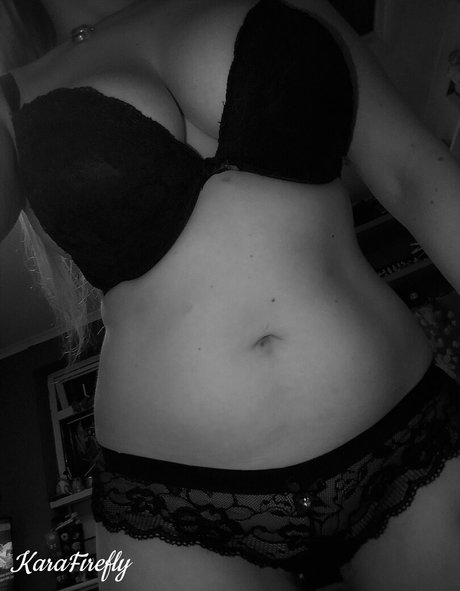 blonde natürliche onlyfans nacktheit nette archiv