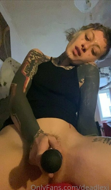 deadlexi schauspielerin freie foto