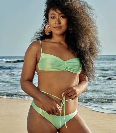 Naomi Osaka exklusive sexy galerien