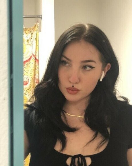 deathbydesign top exklusive bild