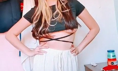 Pezinhos Da Minha Amiga porno freie fotos