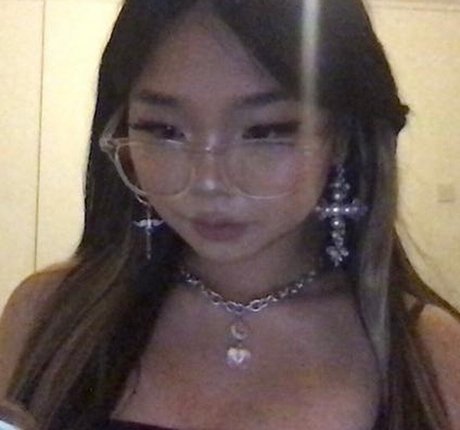 babyphaa nacktheit exklusive galerien