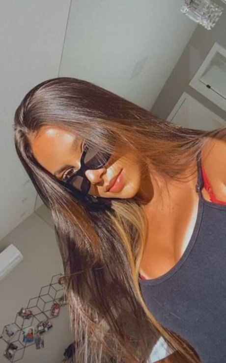 Giovana Canto xxx erwachsene foto