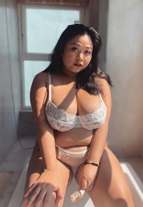 Tananya1992 erotische foto