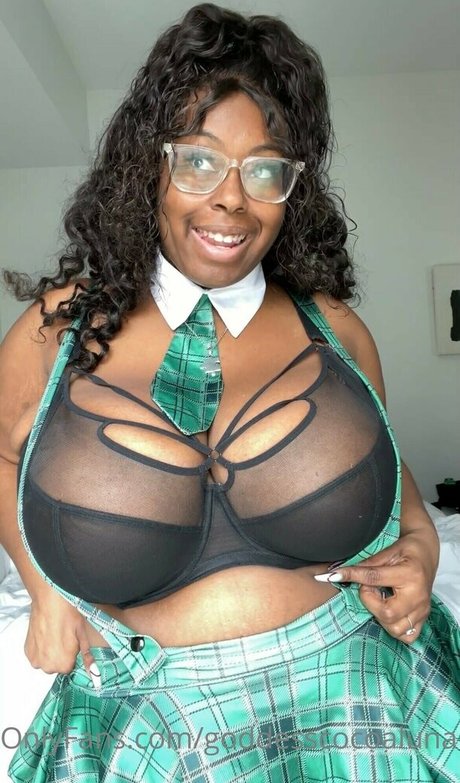 GoddessCocoaLuna nackt nette bilder