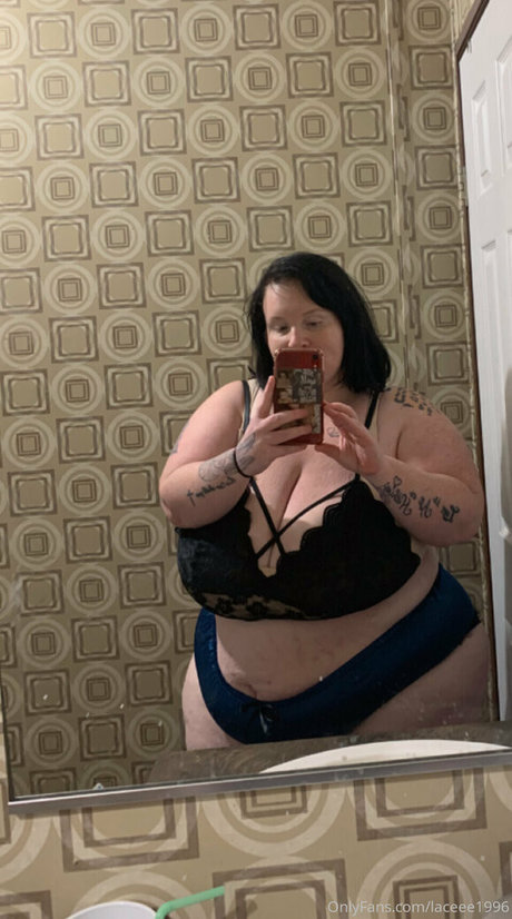 laceee1996 top nackte galerien