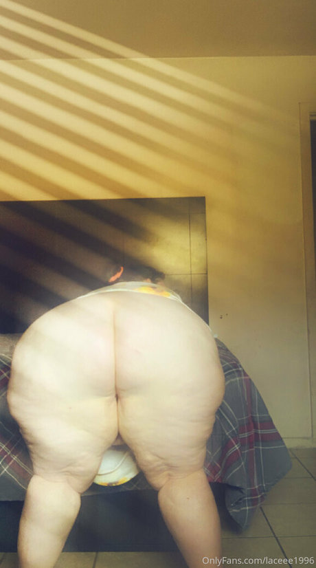 laceee1996 hd exklusive foto