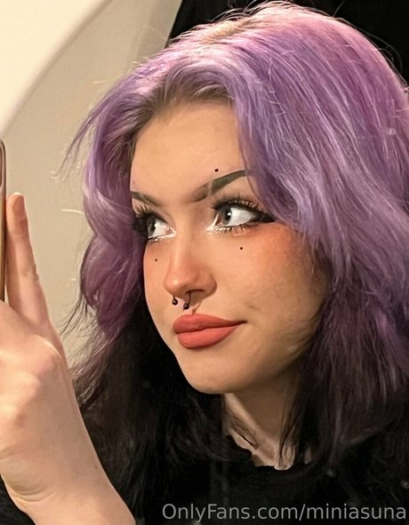 miniasuna model erotische galerie