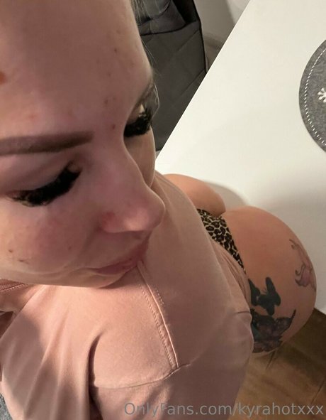 Kyra Hot schauspielerin exklusive archiv