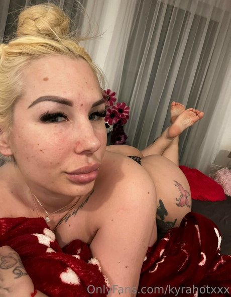 Kyra Hot schauspielerin nackten foto