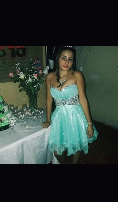 große latina-onlyfans schöne top bilder