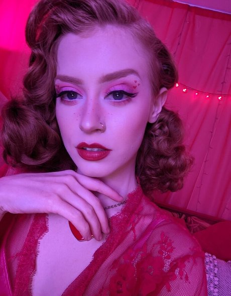 lunarouxfree pornostar top archiv