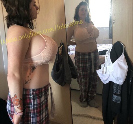 lolaceline nackt perfekte bild