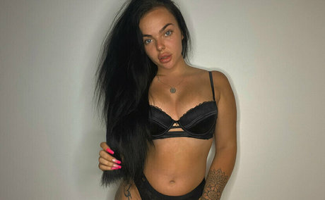 heißeste rothaarige onlyfans nackt beste bild