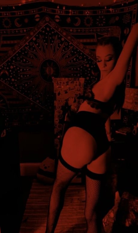 oma onlyfans freie kunst foto