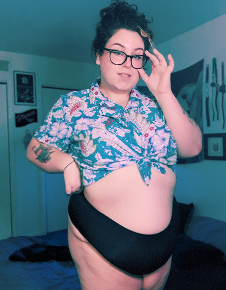 kurvige teen-onlyfans heiße top foto