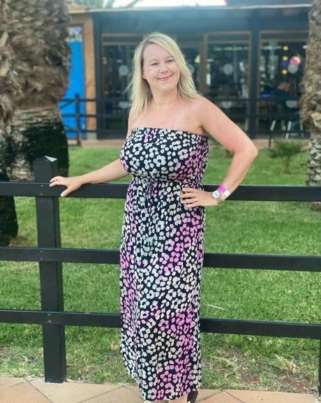 Mrs Hotwife pornostar sexy archiv