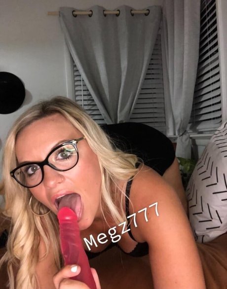 Megz777 exklusive sex foto