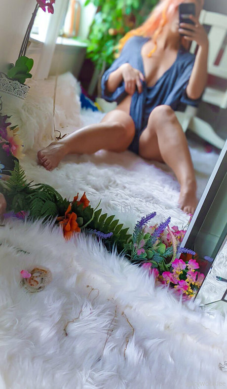 spicywookiee erwachsene nette bild