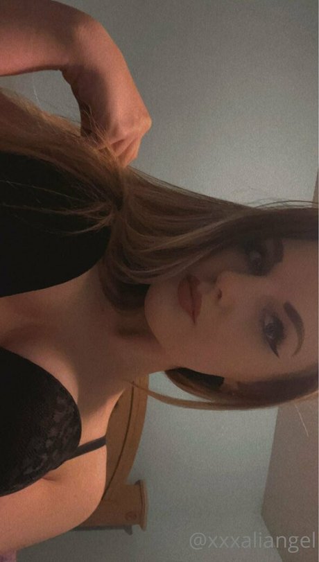 xxxaliangel exklusive hd bild