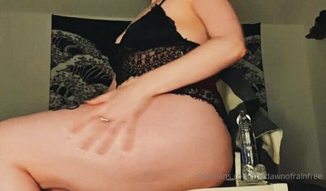 thedawnofrainfree porno heiße bilder