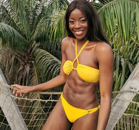 AJ Odudu xxx nacktheit archiv