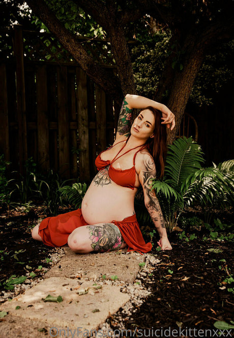 suicidekittenxxx kunst freie galerien