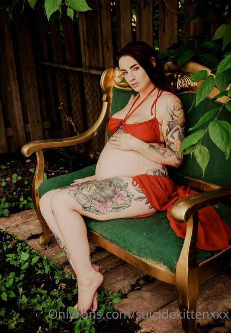 suicidekittenxxx sexy nackte galerie
